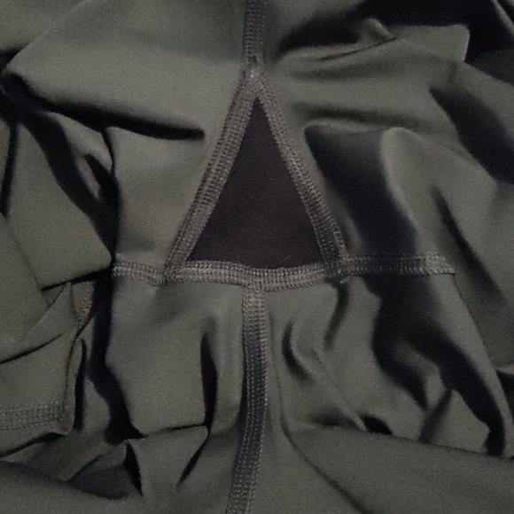 NWOT💦HURLEY 💗 WOMEN MEDIUM Hybrid~UPF50+WORKOUT/RUNNING PANTS - Picture 8 of 8